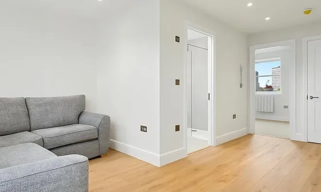 Недвижимость Battersea Park Road: 6