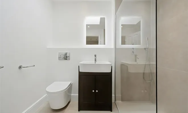 Недвижимость Battersea Park Road: 8