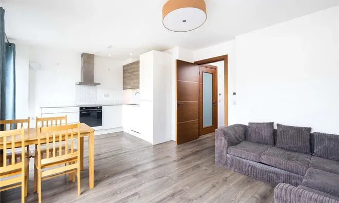 Недвижимость Oak Apartments, 42 Well Street: 2