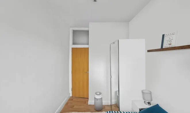 Недвижимость Cliff Court, Cliff Road: 7