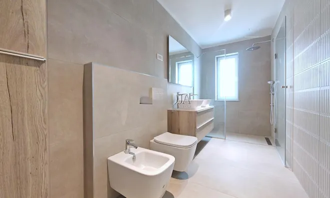 Недвижимость Two-story house Novy Brod: 9