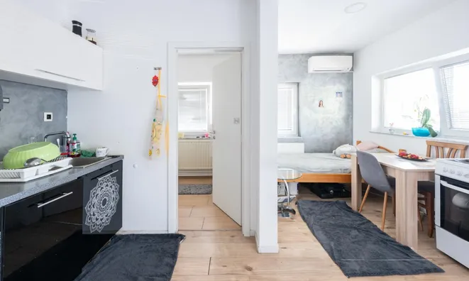 Недвижимость House, Nove Yarshe: 15