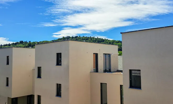 Недвижимость House with terrace New Ljubljana Šiška near Tivoli Park: 1