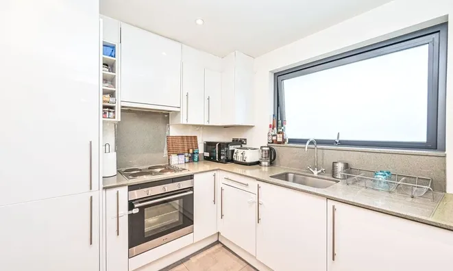 Недвижимость High Road, Willesden Green: 6