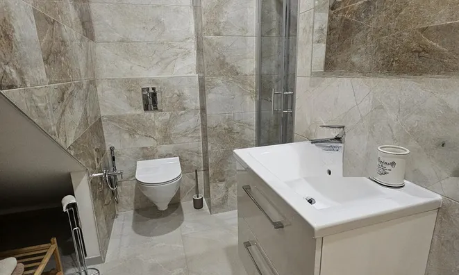 Недвижимость Twin House New Ljubljana Vich: 18