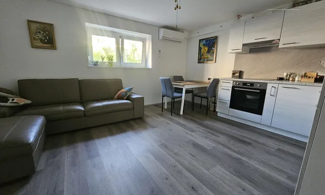 Недвижимость Twin House New Ljubljana Vich: 19