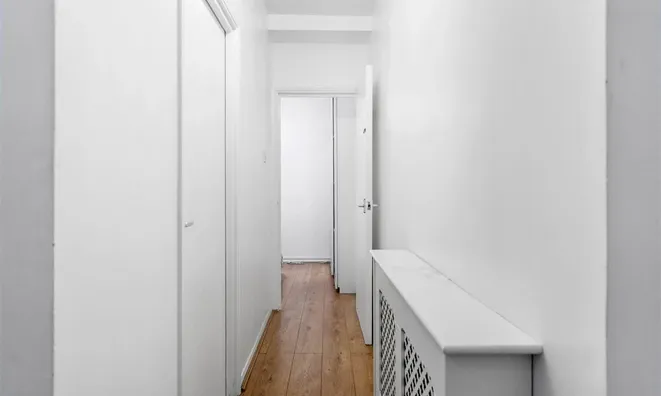 Недвижимость Corfield Street: 1