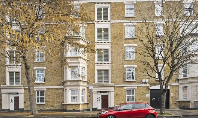 Недвижимость Corfield Street: 8