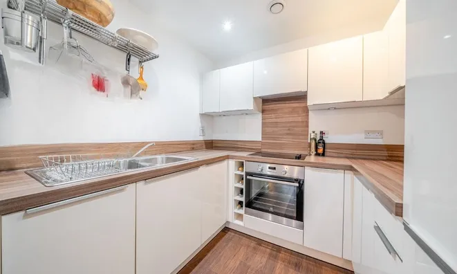 Недвижимость Milles Square, Brixton: 11