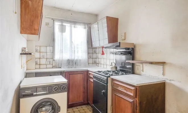 Недвижимость Benson Court, Junction Road: 14