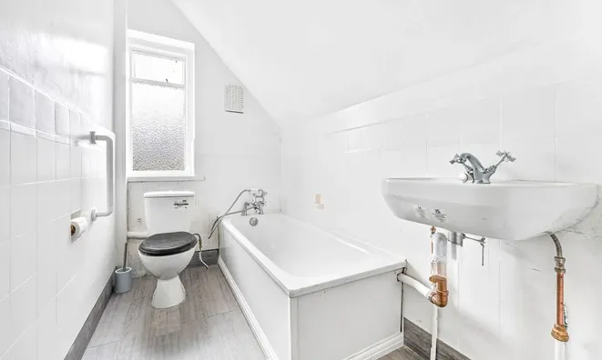 Недвижимость Mount View Road, Granville Court Mount View Road: 3