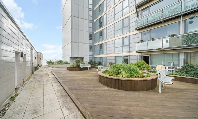 Недвижимость Mapleton Road, Southfields: 5
