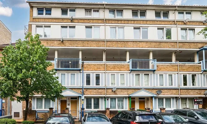 Недвижимость Cronin Street: 2