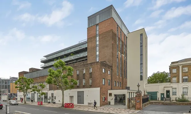 Недвижимость St. John's Hill: 4
