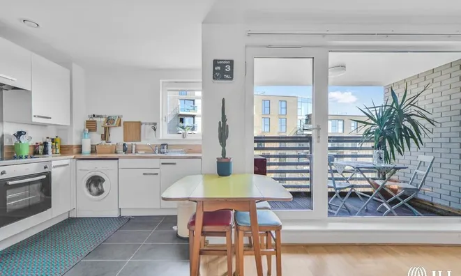 Недвижимость Aqua Apartments, Goodchild Road: 2