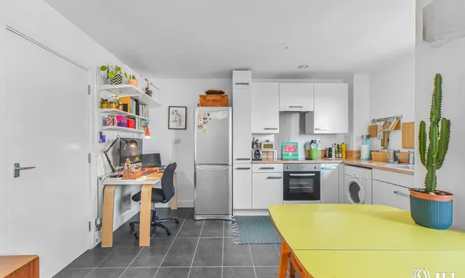 Недвижимость Aqua Apartments, Goodchild Road: 3