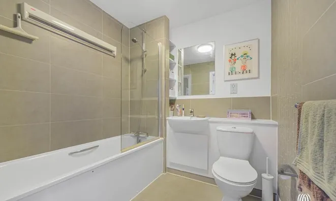 Недвижимость Aqua Apartments, Goodchild Road: 8
