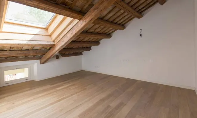 Недвижимость Apartment on Mazzini Street: 11