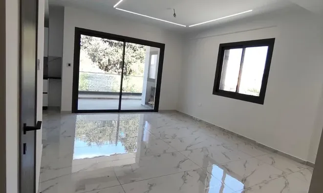 Недвижимость 3 Bedroom Apartment for Sale in Zakaki, Limassol: 3