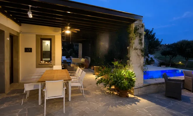 Недвижимость 200 sqm Villa For sale in Kouklia, Paphos: 8