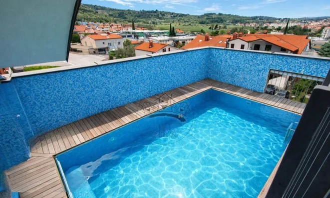 Недвижимость Four-room apartment in Izola: 20