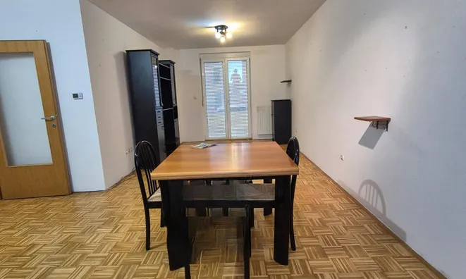 Недвижимость Three-room apartment on Levstikova: 18