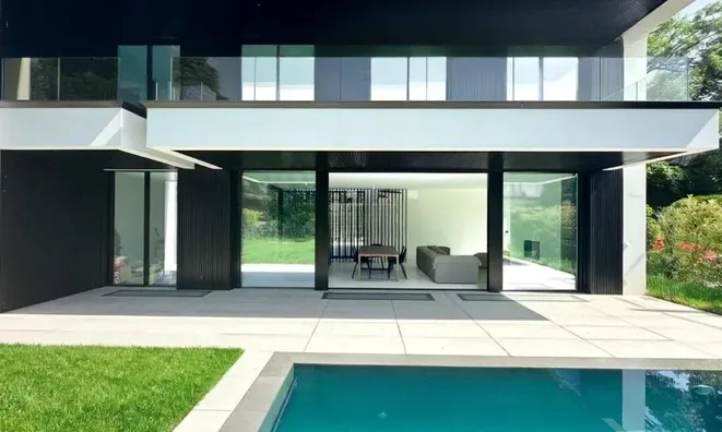 Недвижимость Single house 6 rooms: 1