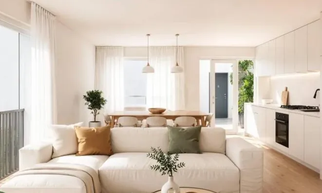 Недвижимость Apartment 5 rooms: 2