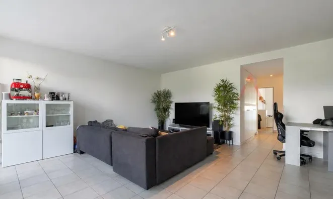 Недвижимость Apartment 4 rooms: 3