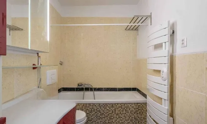 Недвижимость Apartment 2 rooms: 6