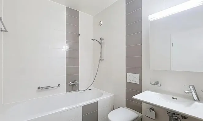 Недвижимость Apartment 4.5 rooms: 7