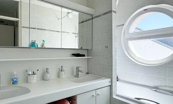 Недвижимость Attic flat 5.5 rooms: 7