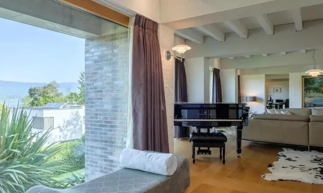 Недвижимость Single house 10 rooms: 6