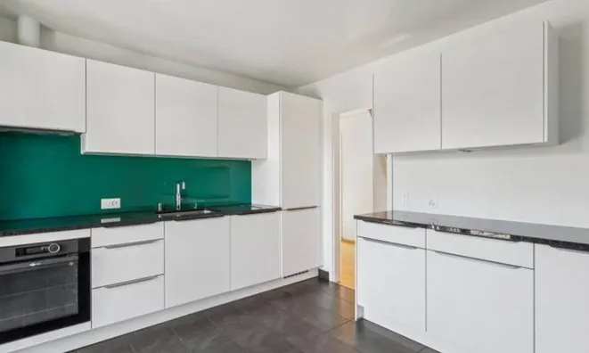 Недвижимость Single house 10 rooms: 7