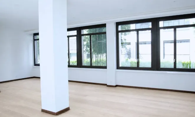 Недвижимость Apartment 6 rooms: 4