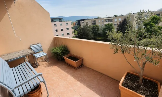 Недвижимость Apartment 5 rooms: 3