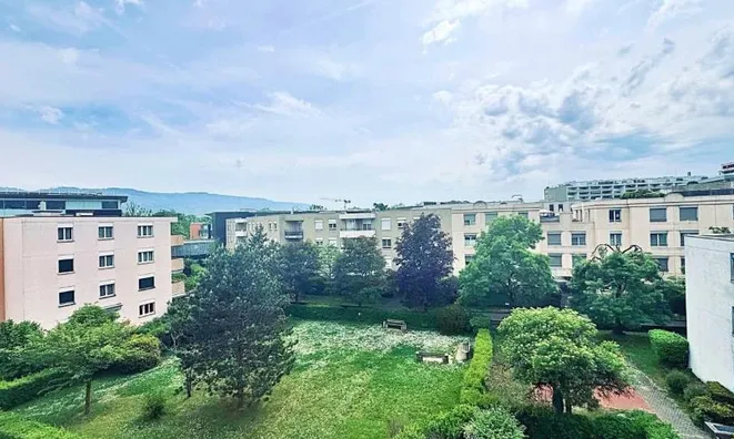 Недвижимость Apartment 5 rooms: 5