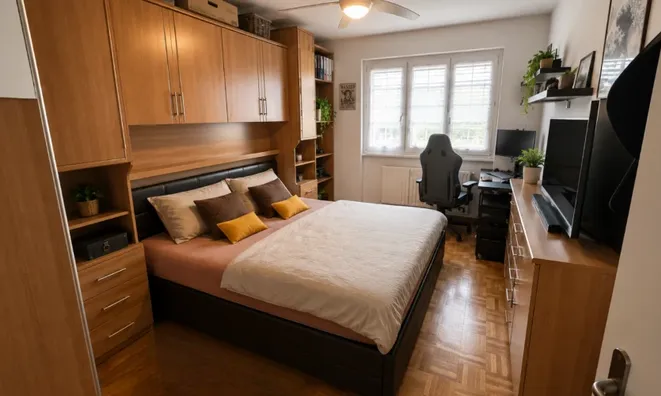 Недвижимость Apartment 5 rooms: 10