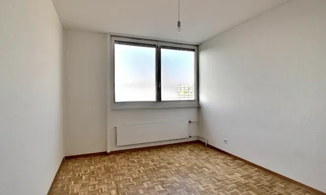 Недвижимость Residential building: 4