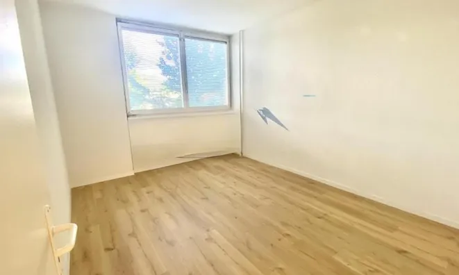 Недвижимость Residential building: 10