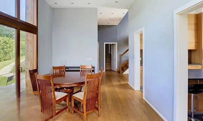 Недвижимость Villa 8 rooms: 3