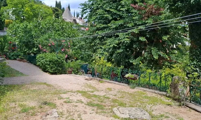 Недвижимость Двухкомнатная квартира в Центре: 14