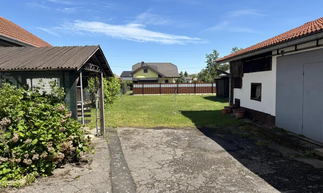 Недвижимость House in Turnishche: 3