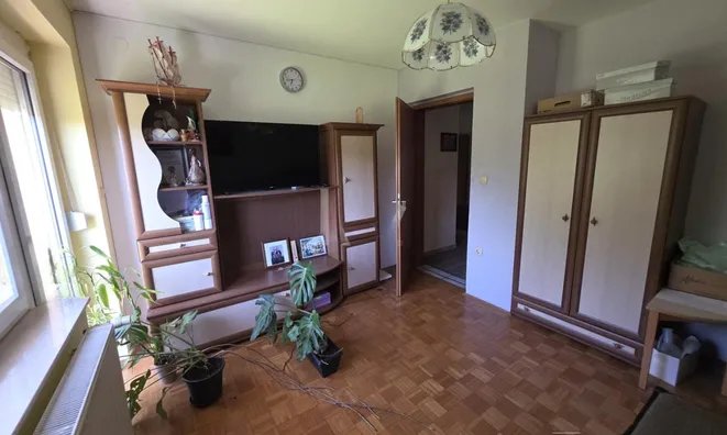 Недвижимость Kmetiankovo Estate in Lokavets: 12