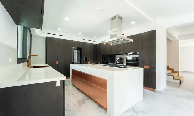 Недвижимость 3+1 Bedroom Villa For sale in Germasogeia, Limassol: 3