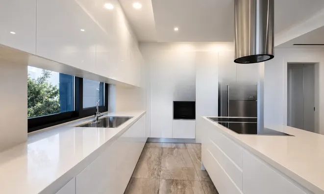 Недвижимость 2 Bedroom Apartment For Sale, Germasogeia, Limassol: 3