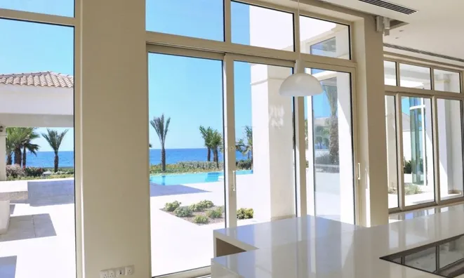 Недвижимость 6 Bedroom Villa for Sale in Pervolia, Larnaca: 7