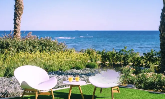 Недвижимость 6 Bedroom Villa for Sale in Pervolia, Larnaca: 24