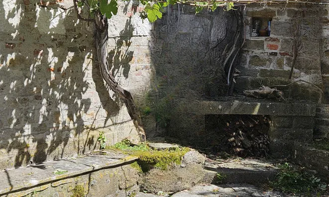 Недвижимость House with a terrace in the center of Piran: 3
