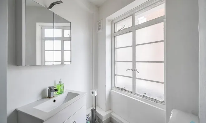 Недвижимость Rossmore Court, Park Road: 4